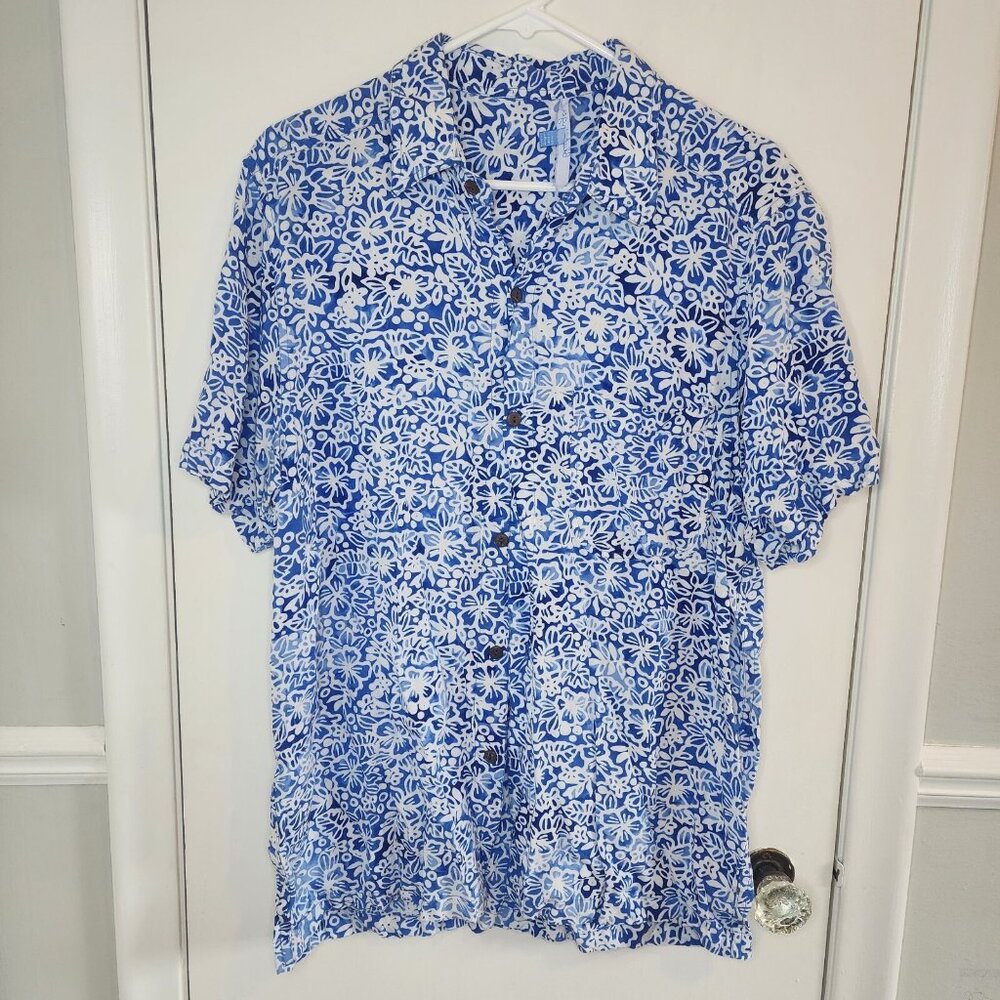 Blue Ginger Men’s Size Medium Hawaiian Aloha Shirt Blue And White Tropical